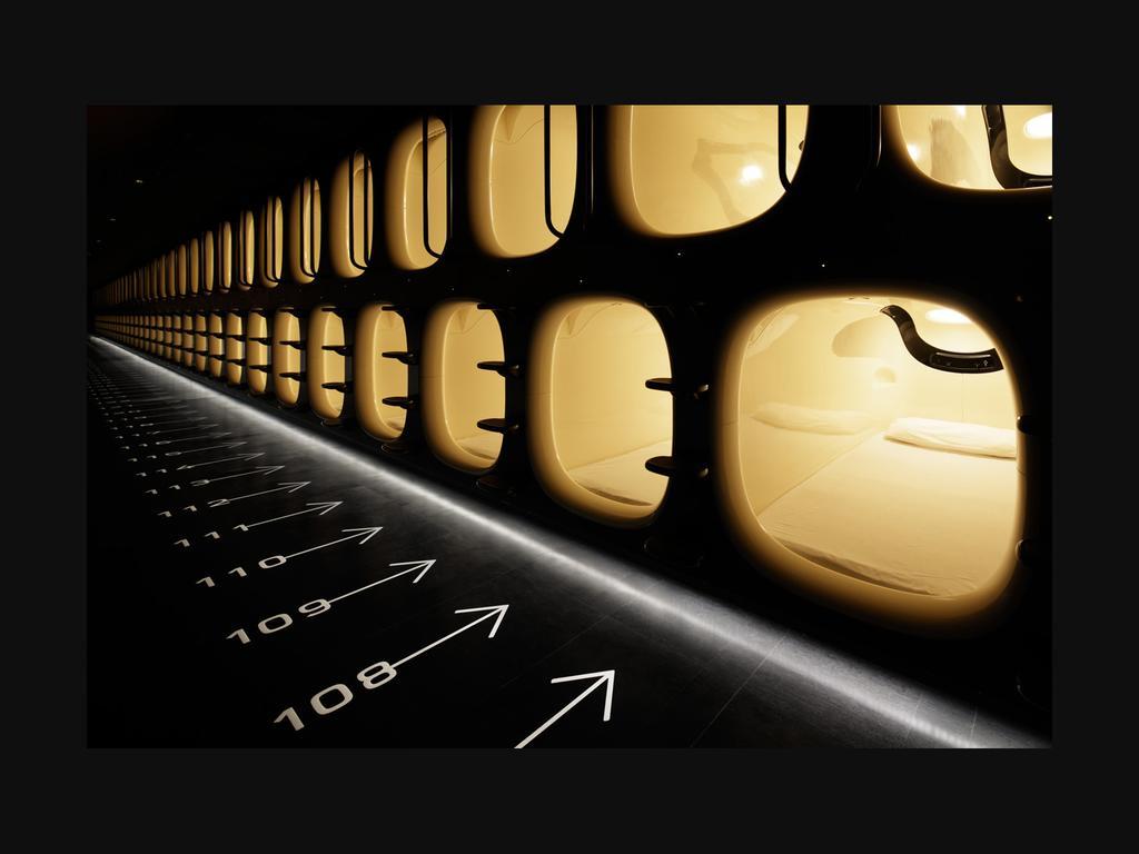 9h Nine Airport Capsule hotel